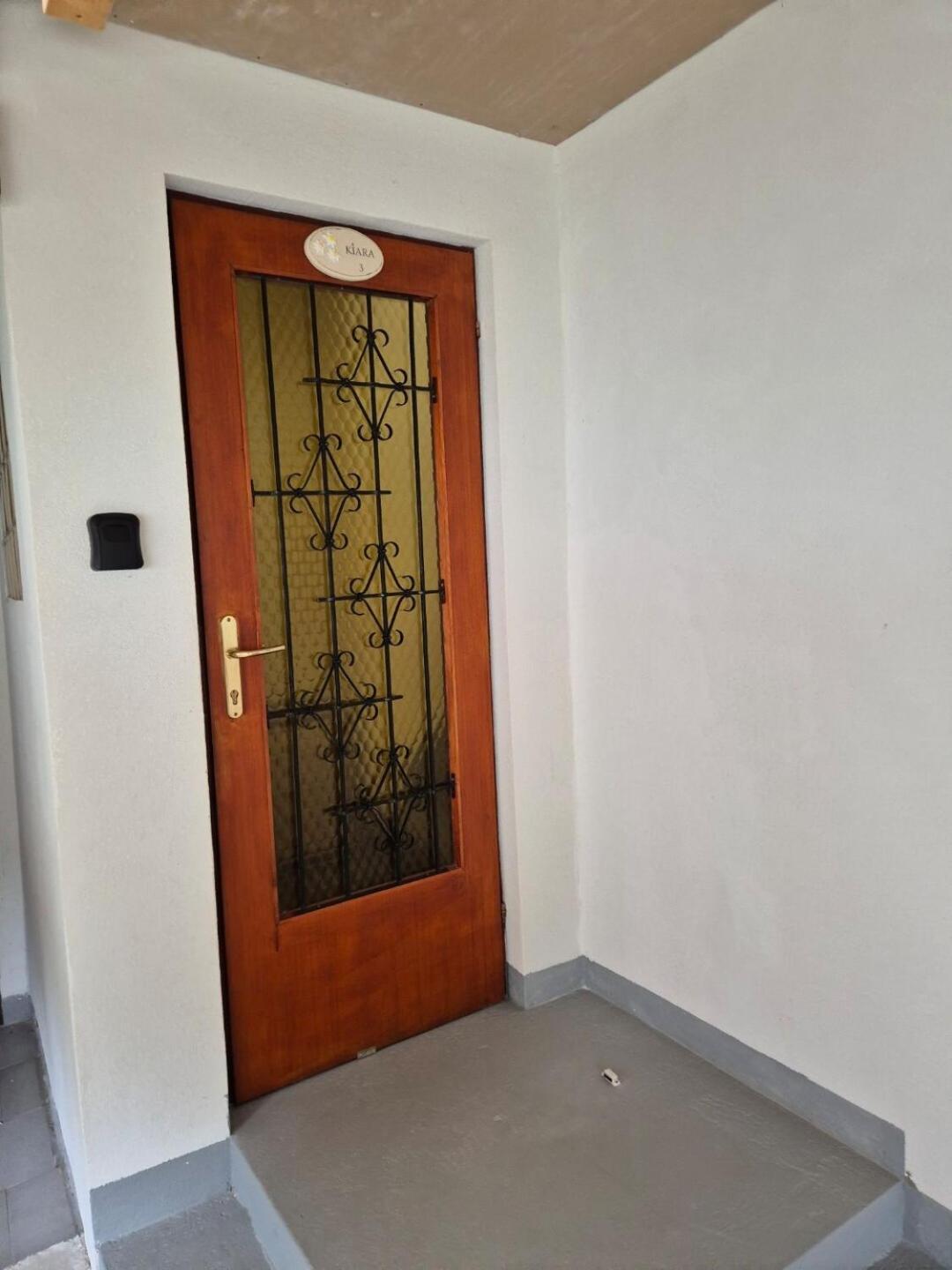 Kiara Rooms Jesenice Bagian luar foto