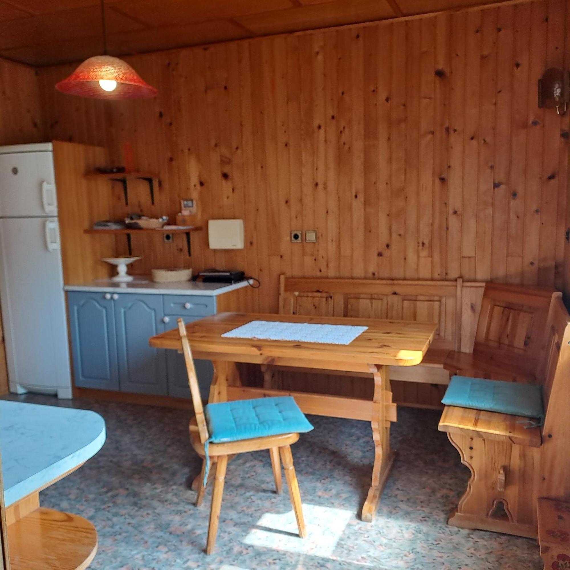 Kiara Rooms Jesenice Bagian luar foto